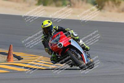 media/Oct-03-2022-Moto Forza (Mon) [[5f077a3730]]/Intermediate Group/Session 2 (Turn 10)/